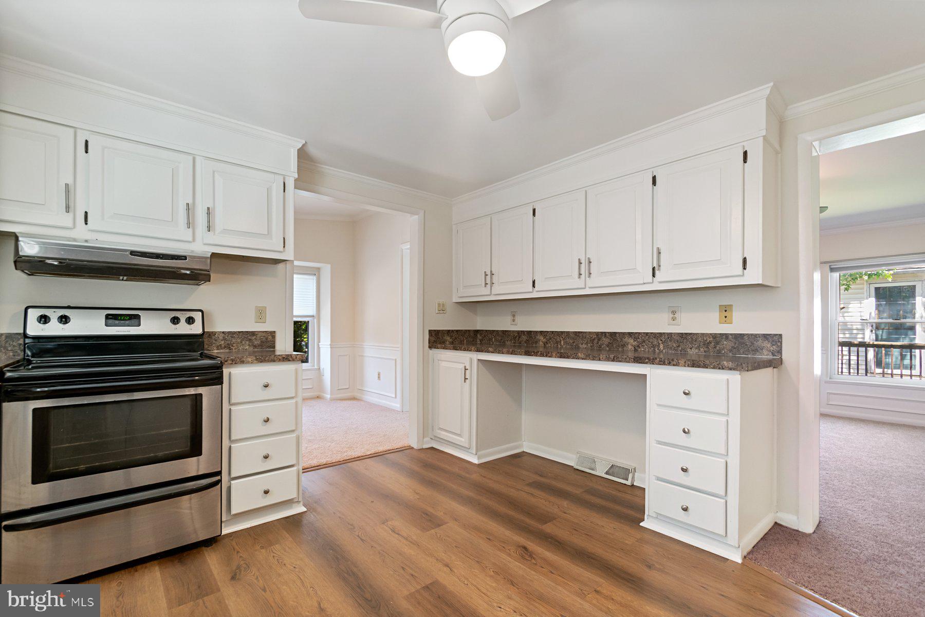 6445 Woodland Forest Dr