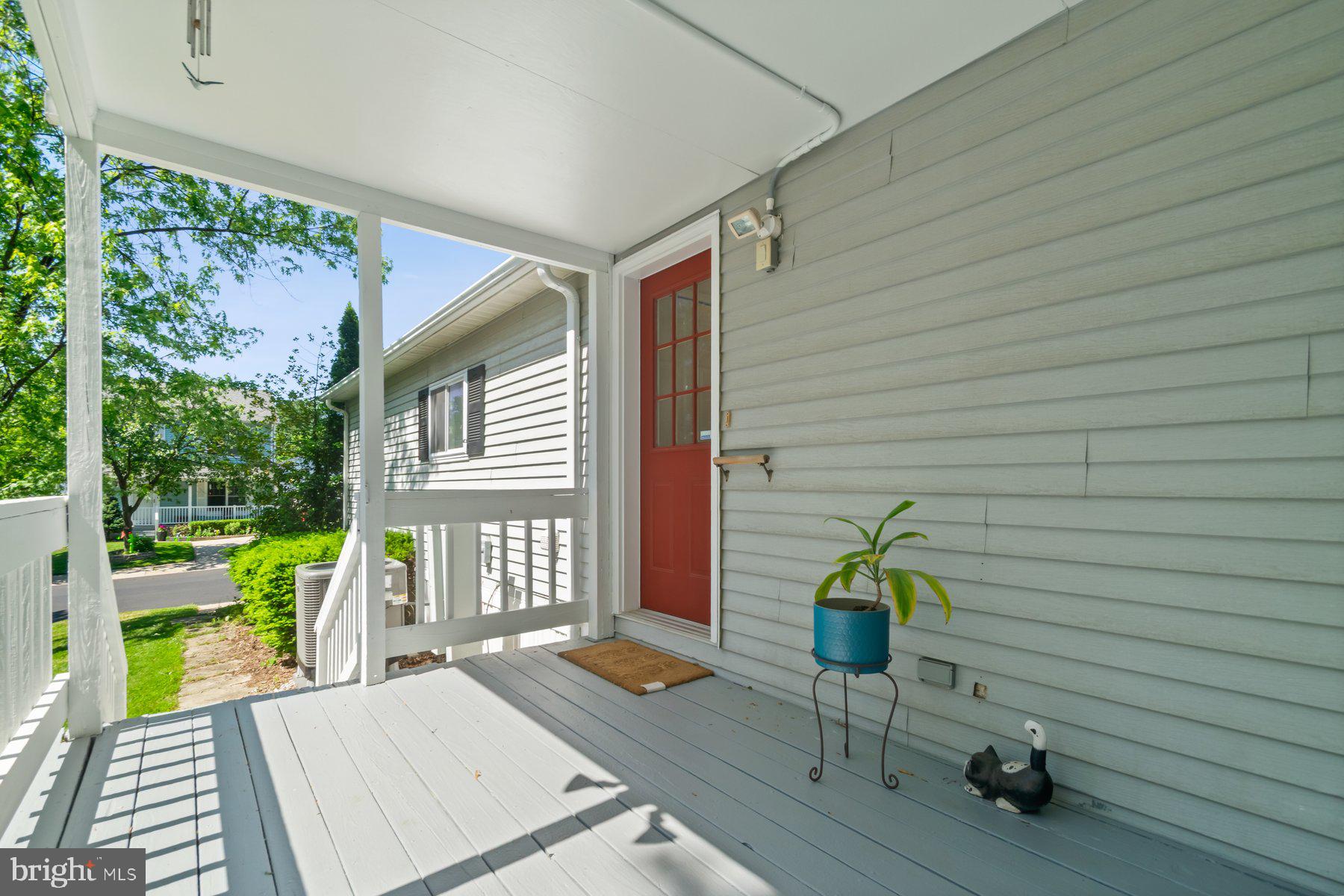 6445 Woodland Forest Dr