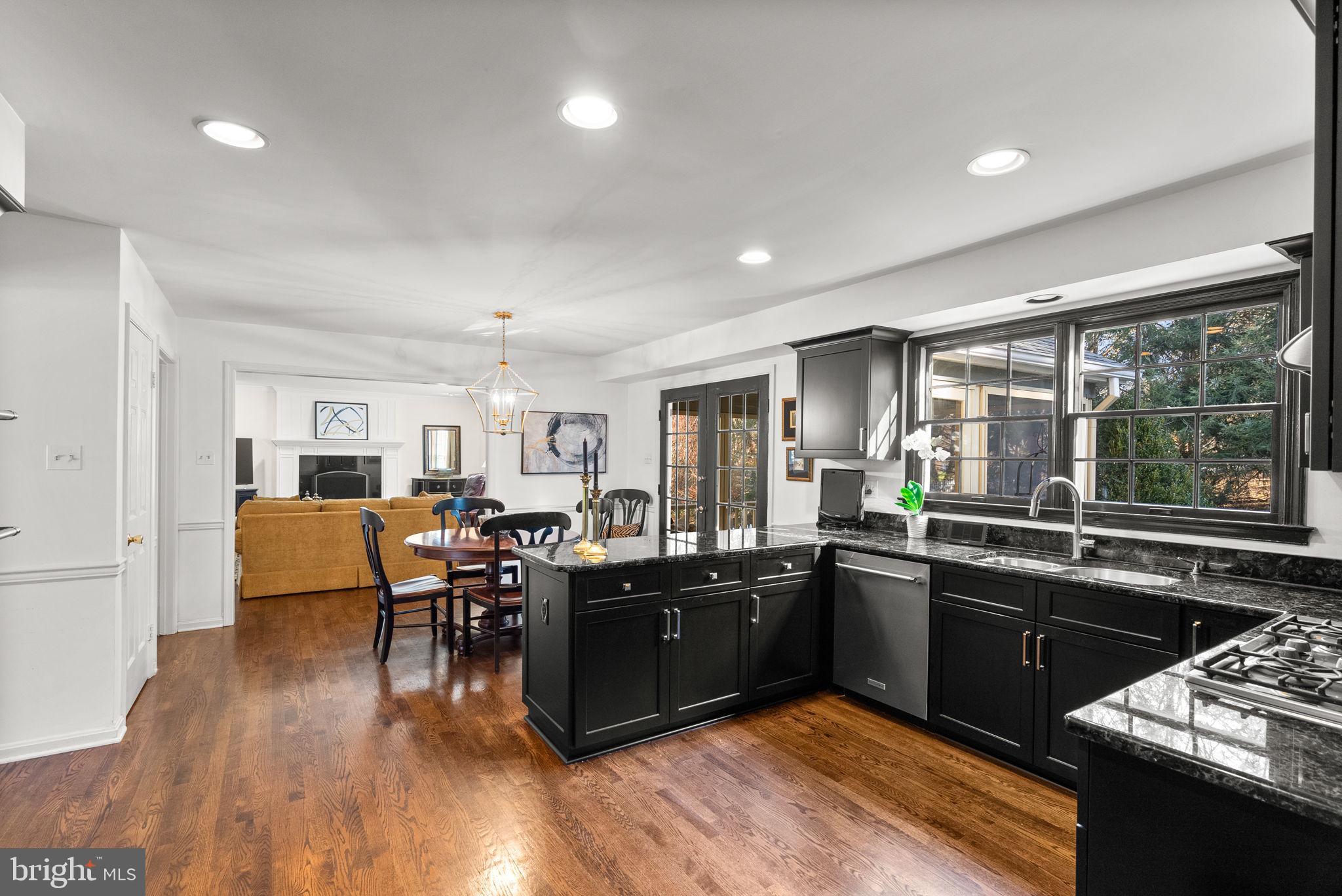 3043 PEBBLE BEACH DRIVE