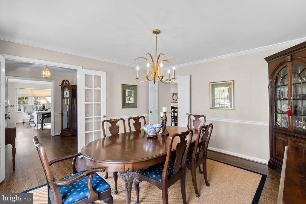 3043 PEBBLE BEACH DRIVE