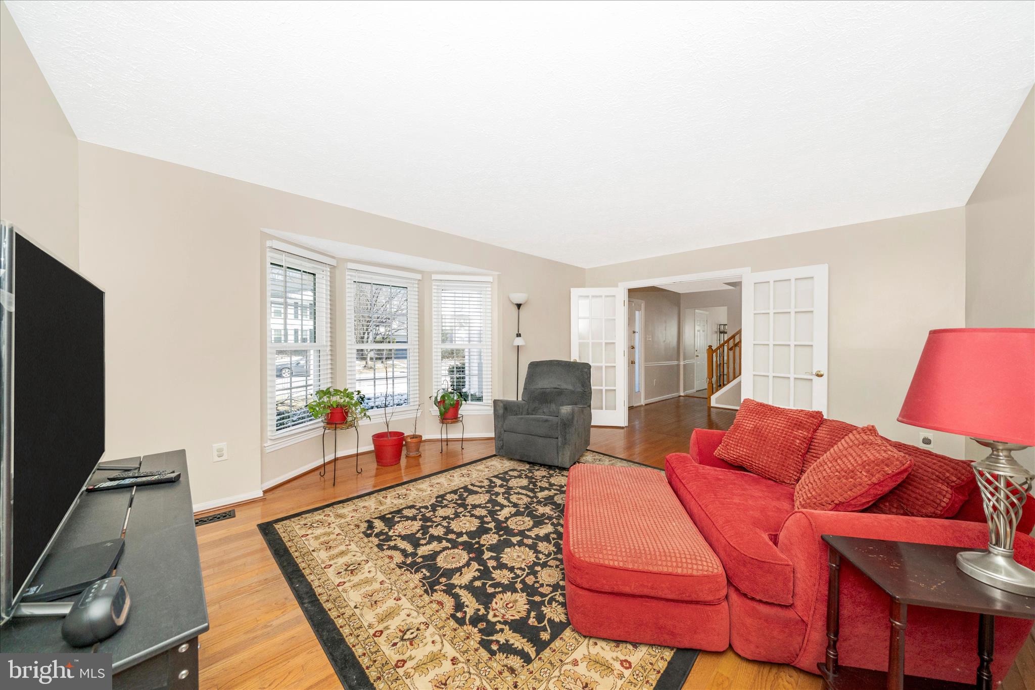 5623 ROUNDTREE LANE