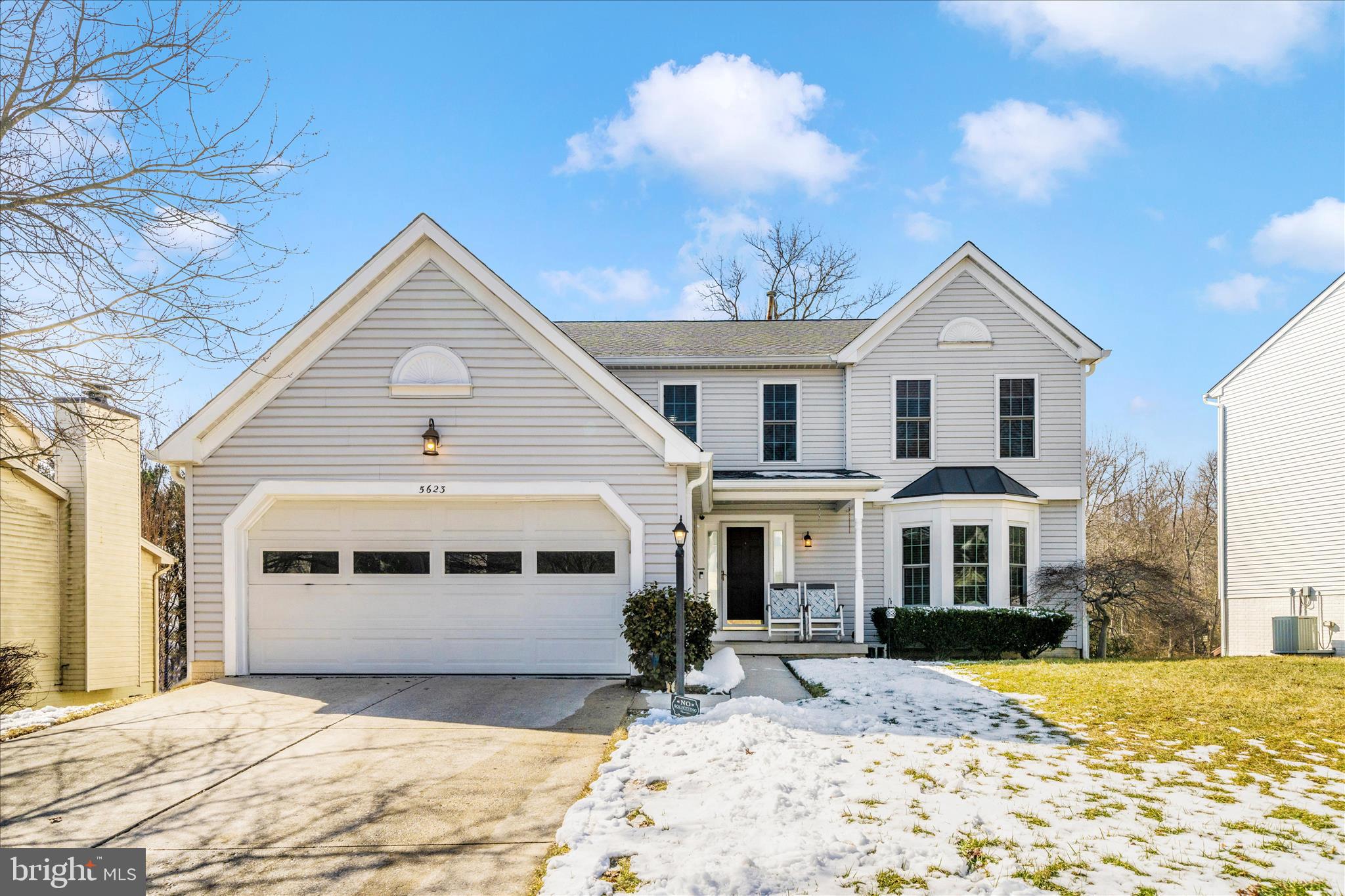 5623 ROUNDTREE LANE