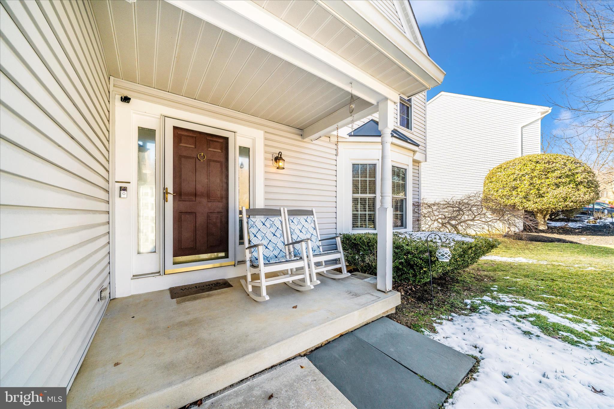 5623 ROUNDTREE LANE