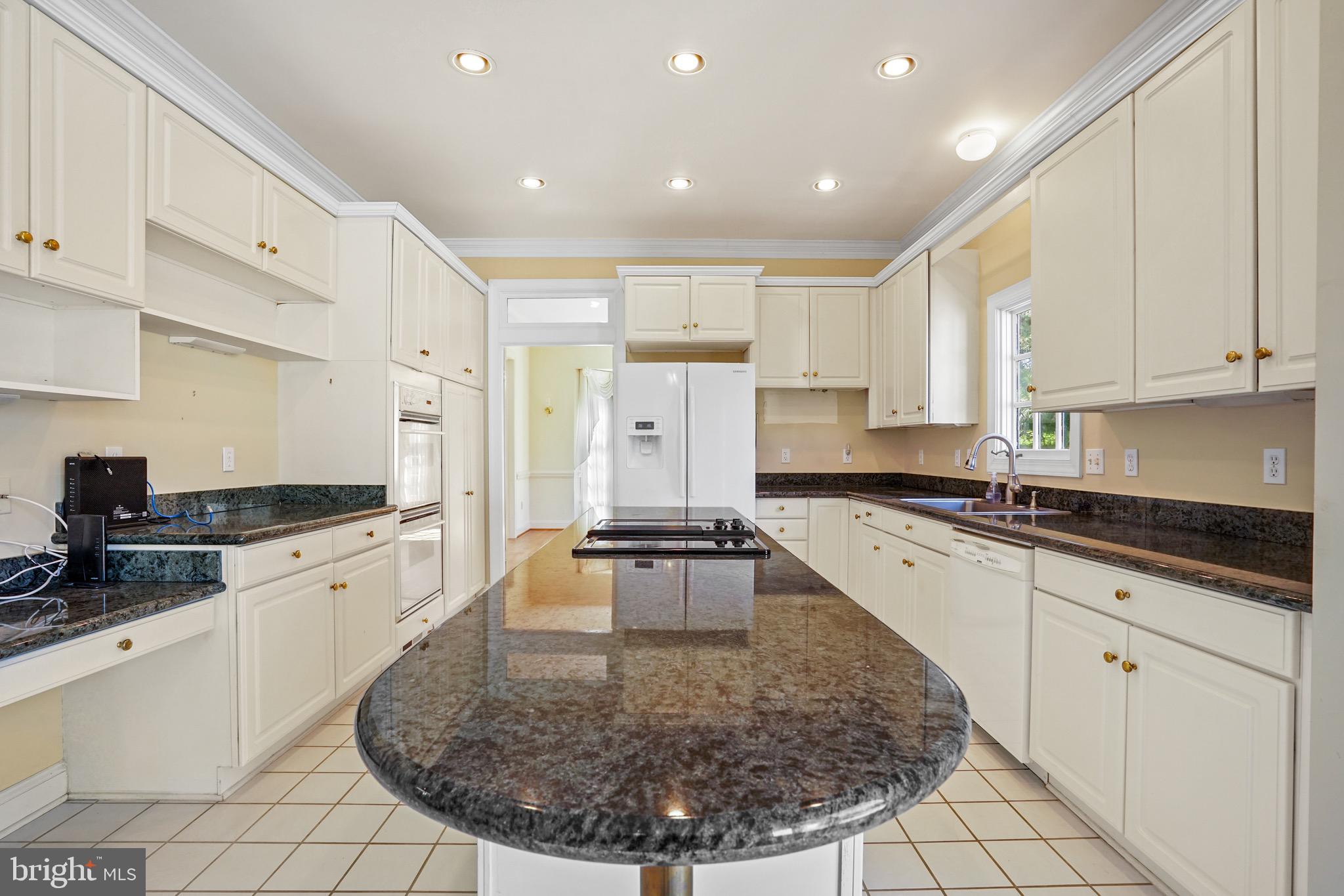 13422 Query Mill Rd