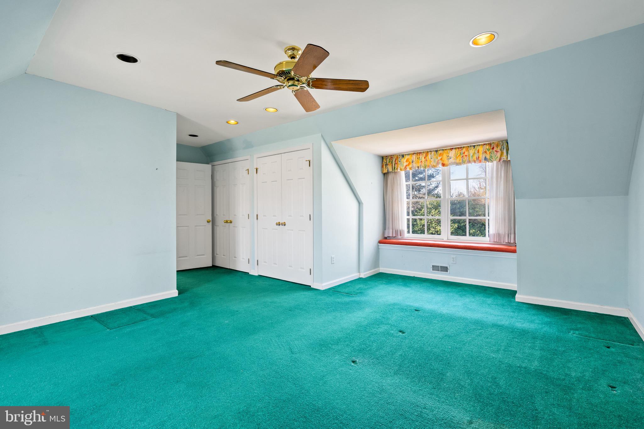 13422 Query Mill Rd