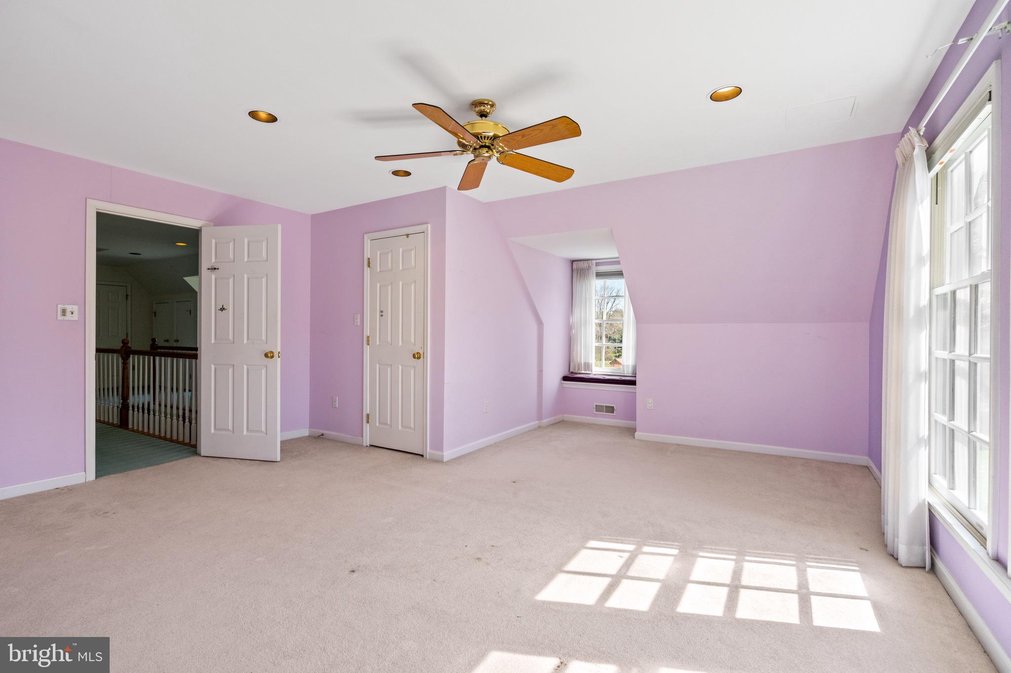 13422 Query Mill Rd