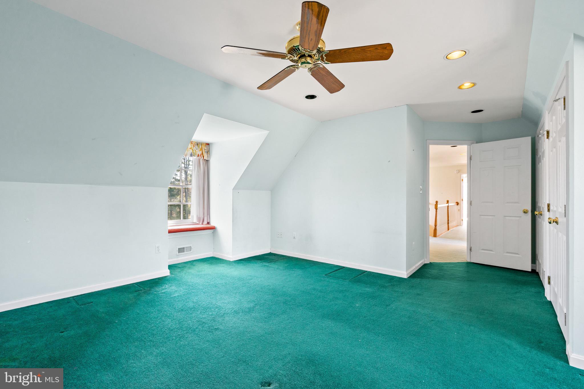 13422 Query Mill Rd