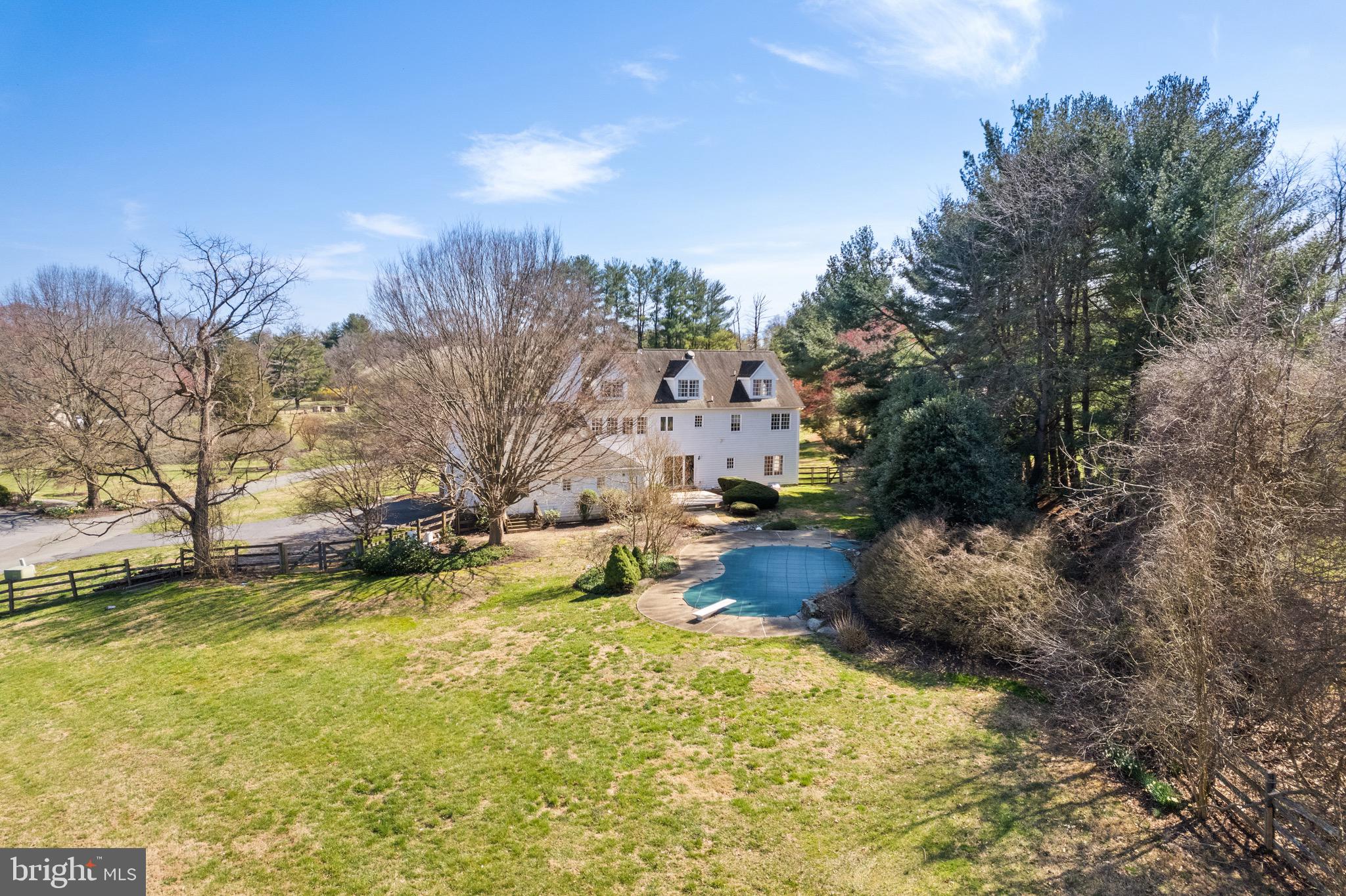 13422 Query Mill Rd