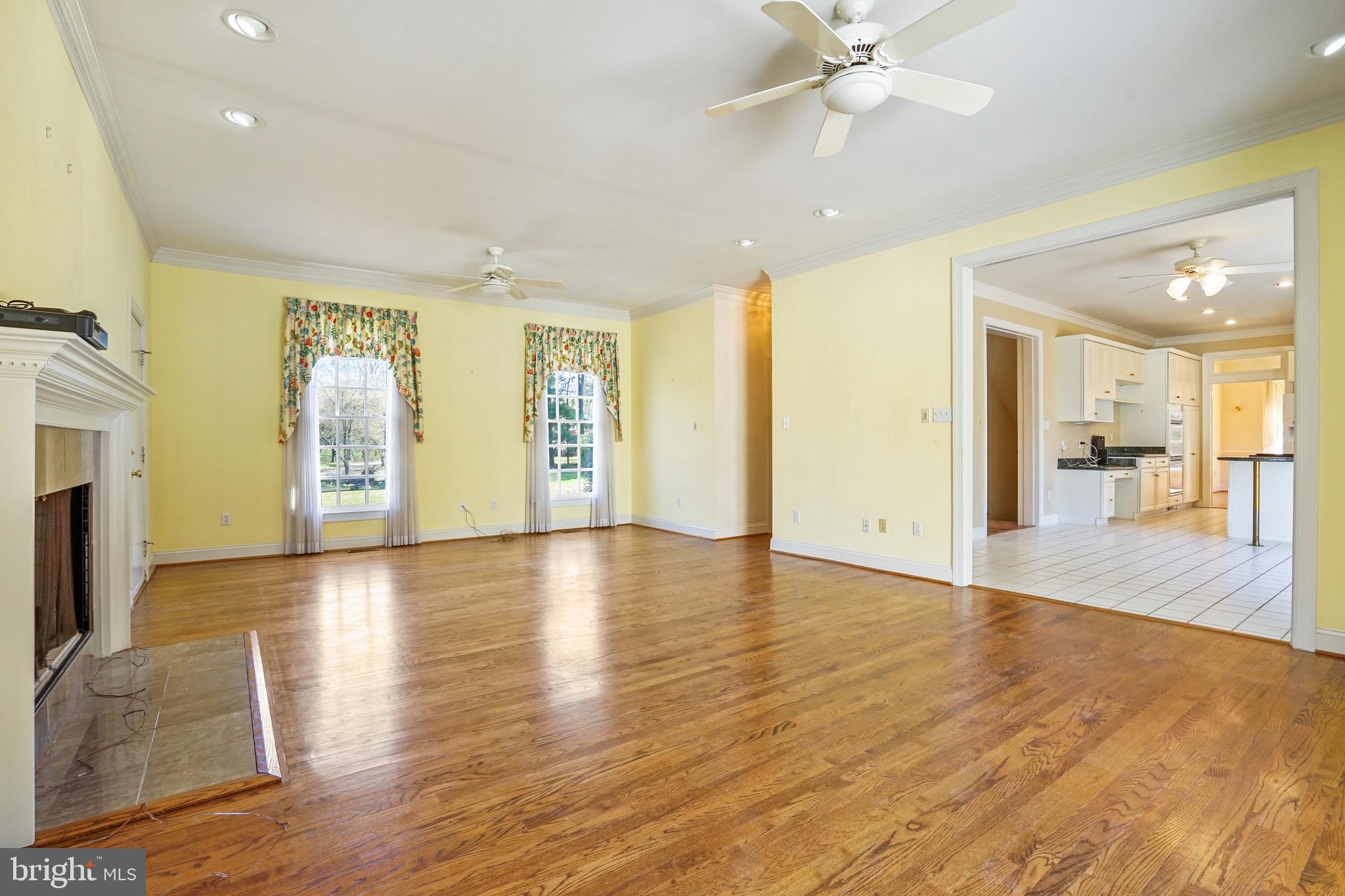 13422 Query Mill Rd