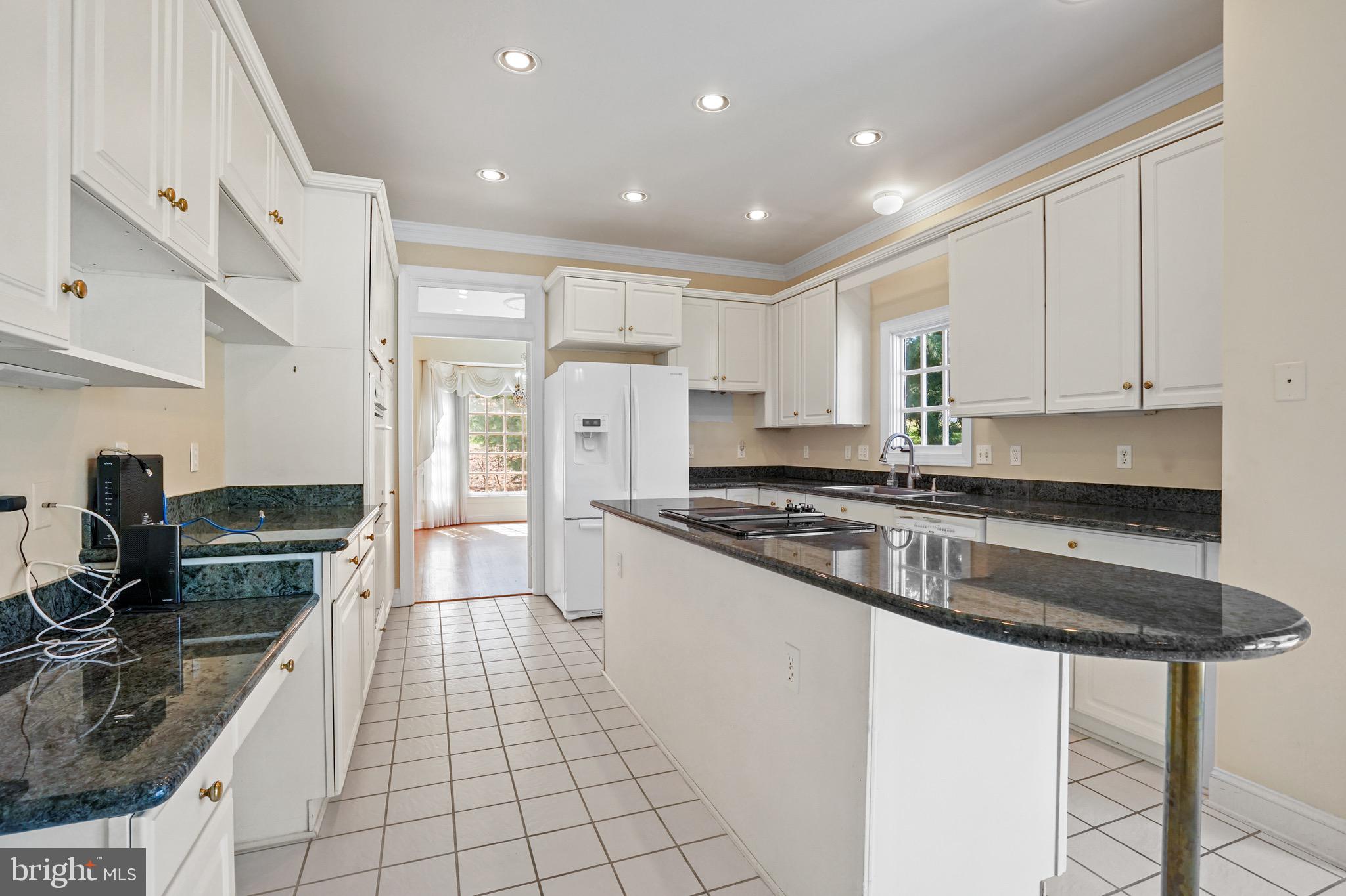 13422 Query Mill Rd