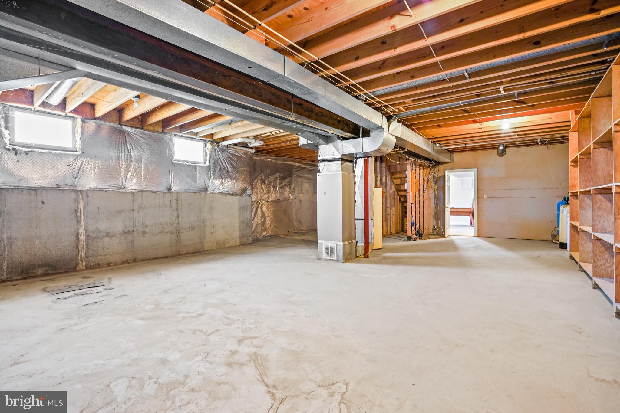 13422 Query Mill Rd