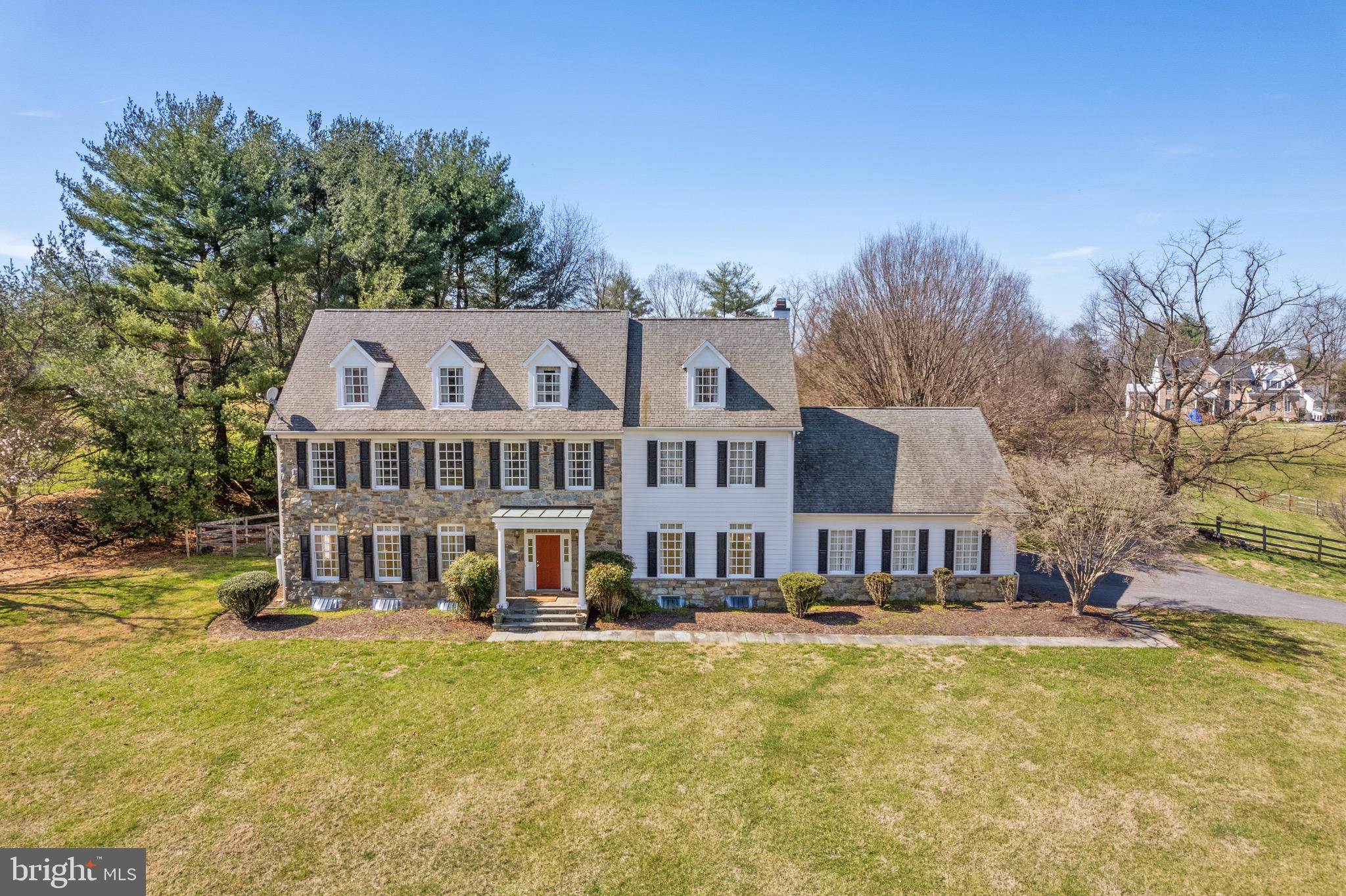 13422 Query Mill Rd