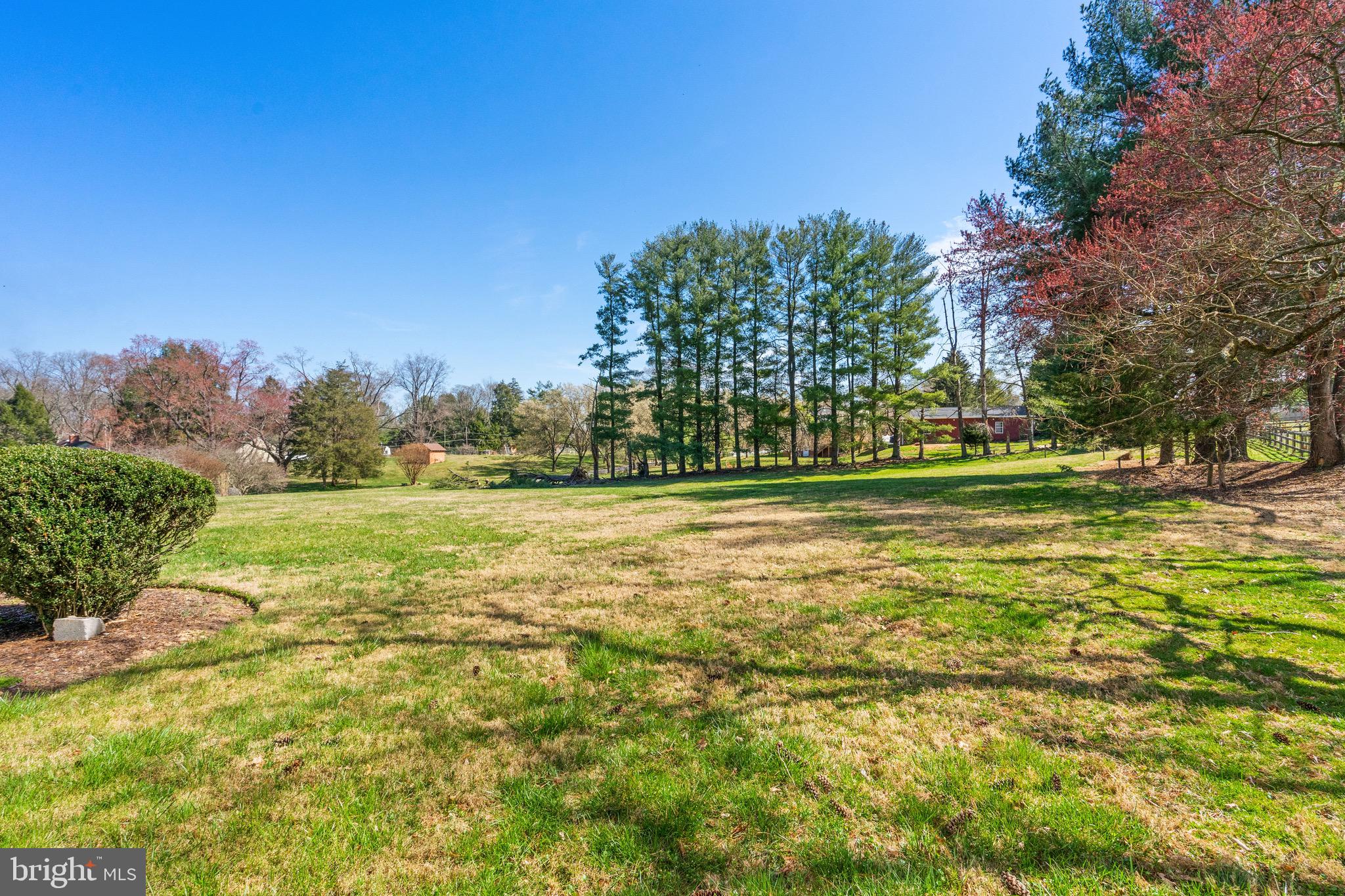 13422 Query Mill Rd