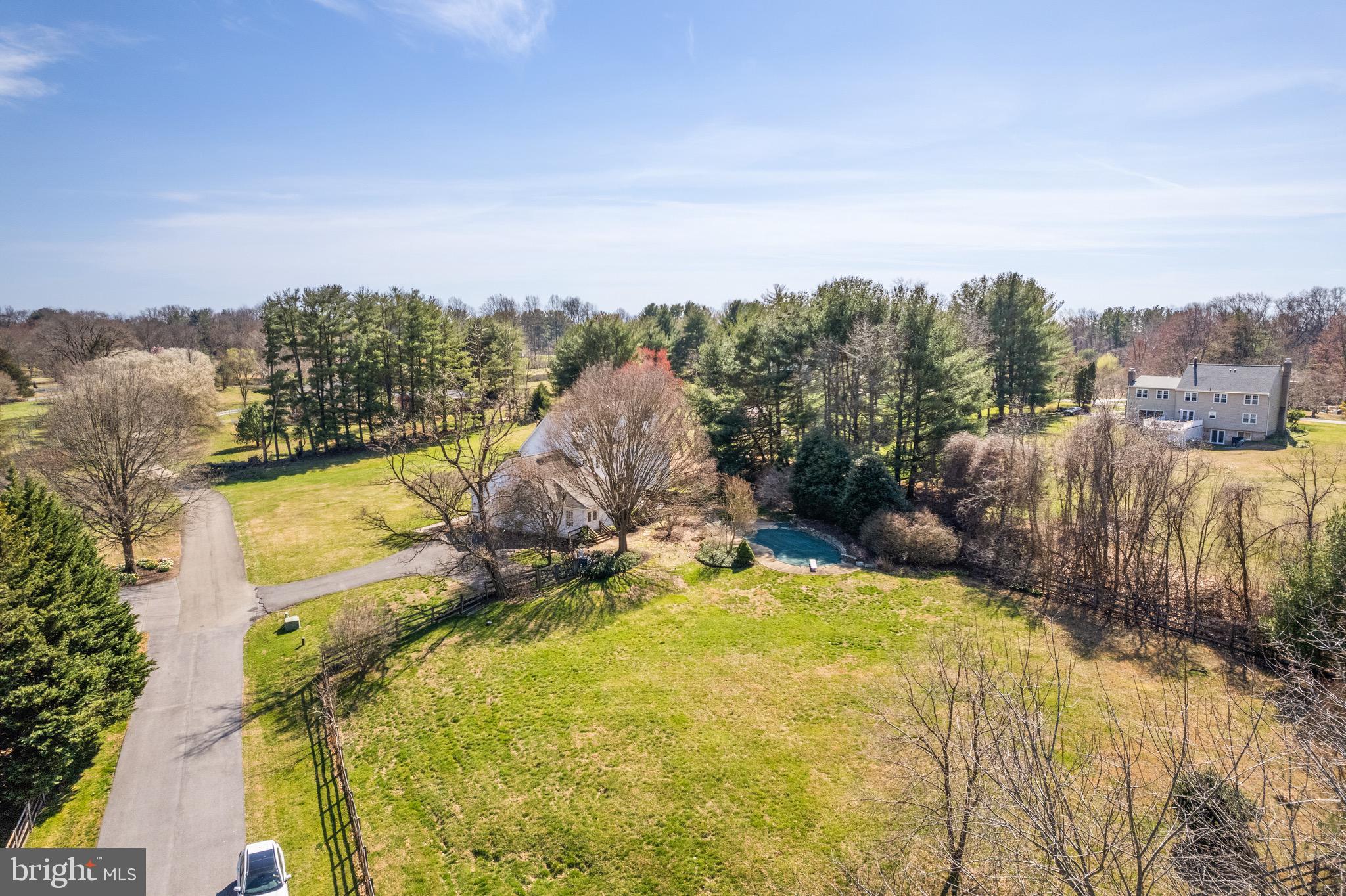 13422 Query Mill Rd
