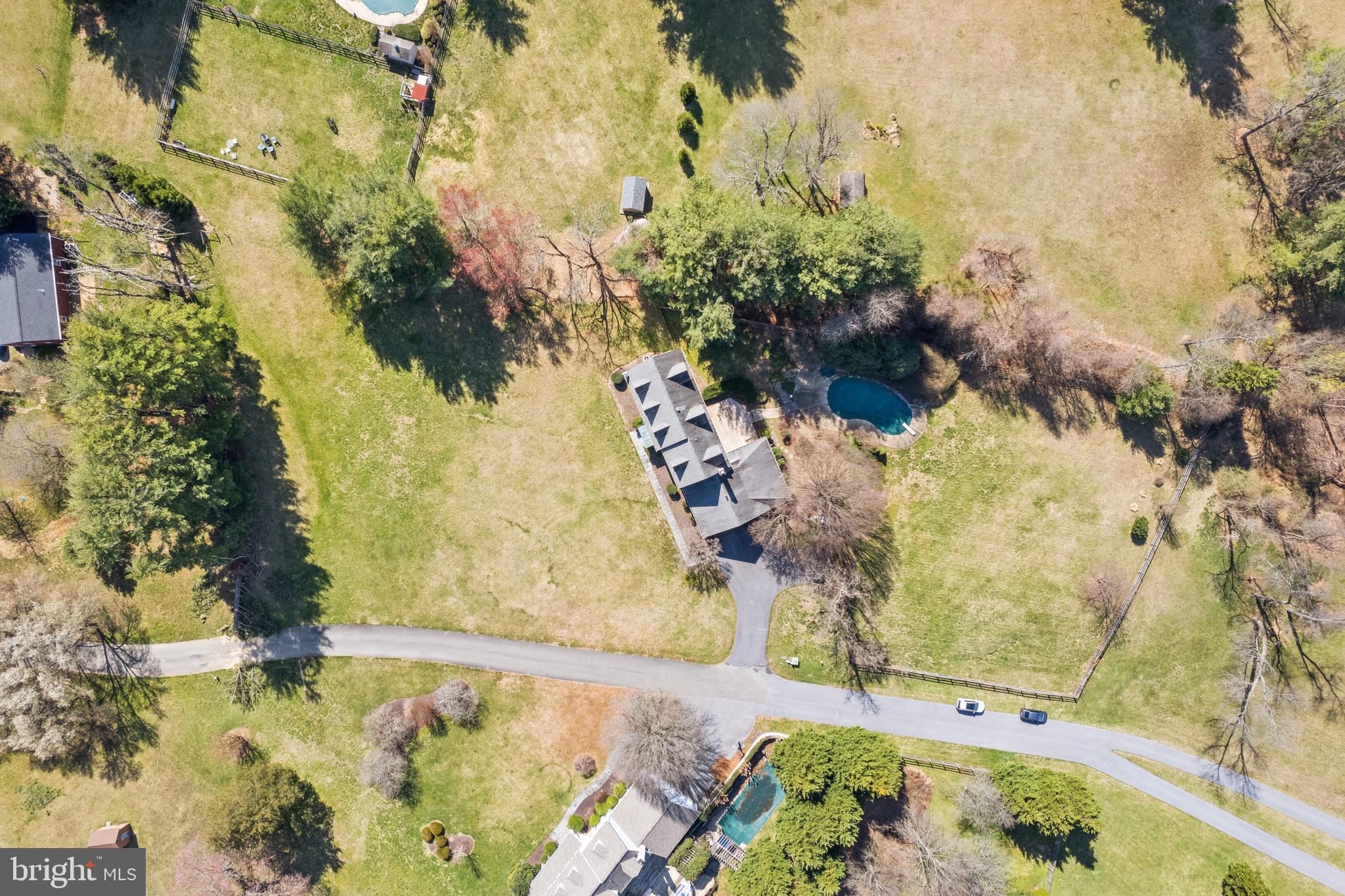 13422 Query Mill Rd