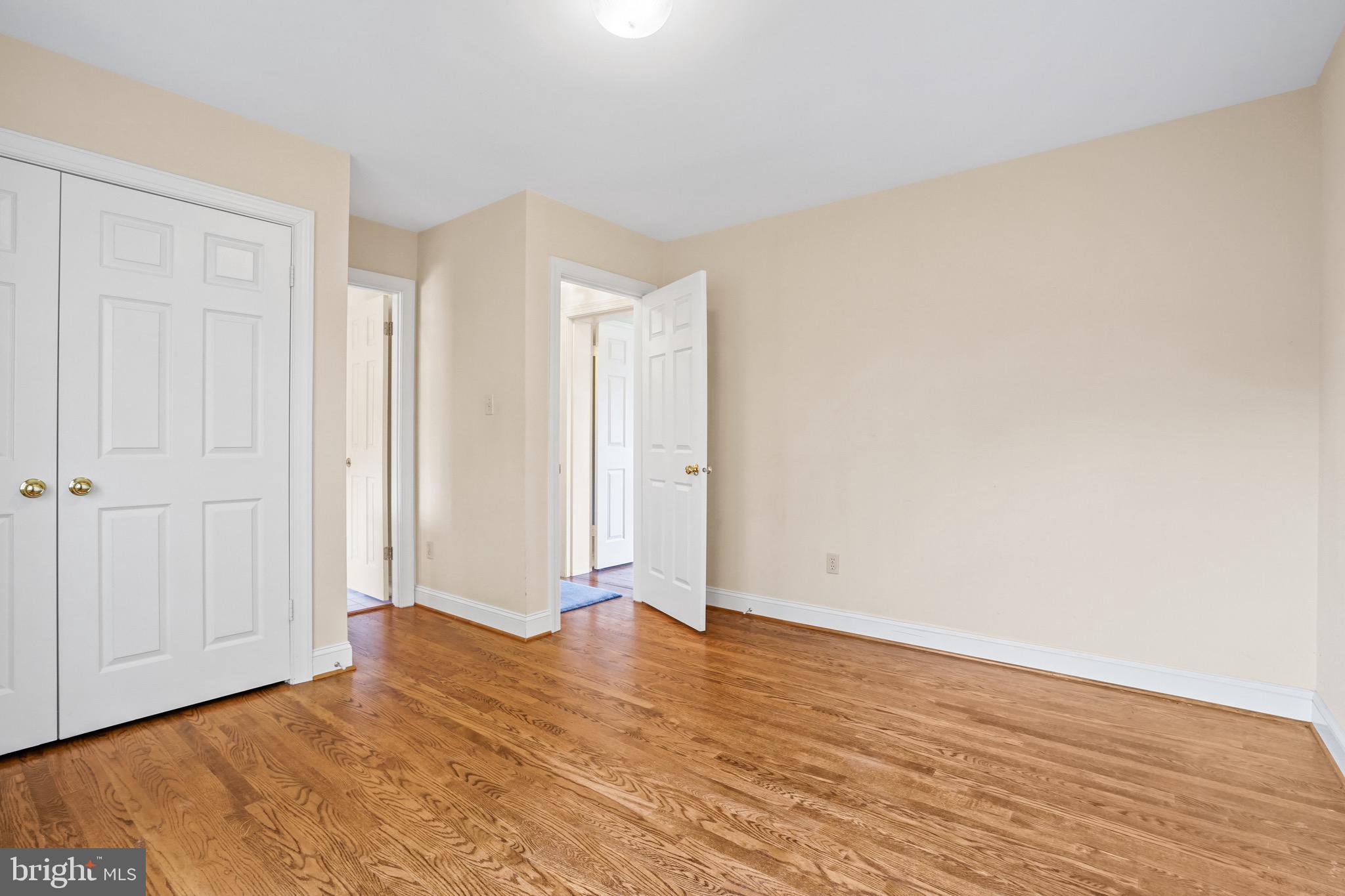 13422 Query Mill Rd