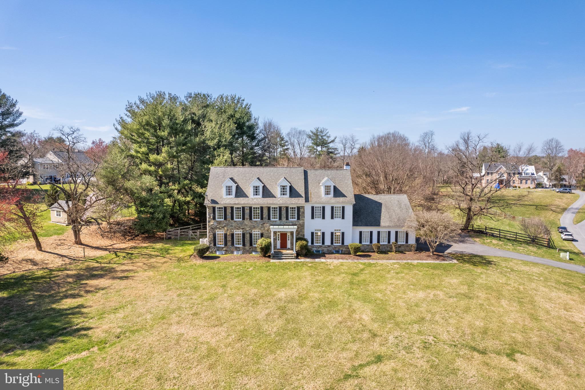 13422 Query Mill Rd
