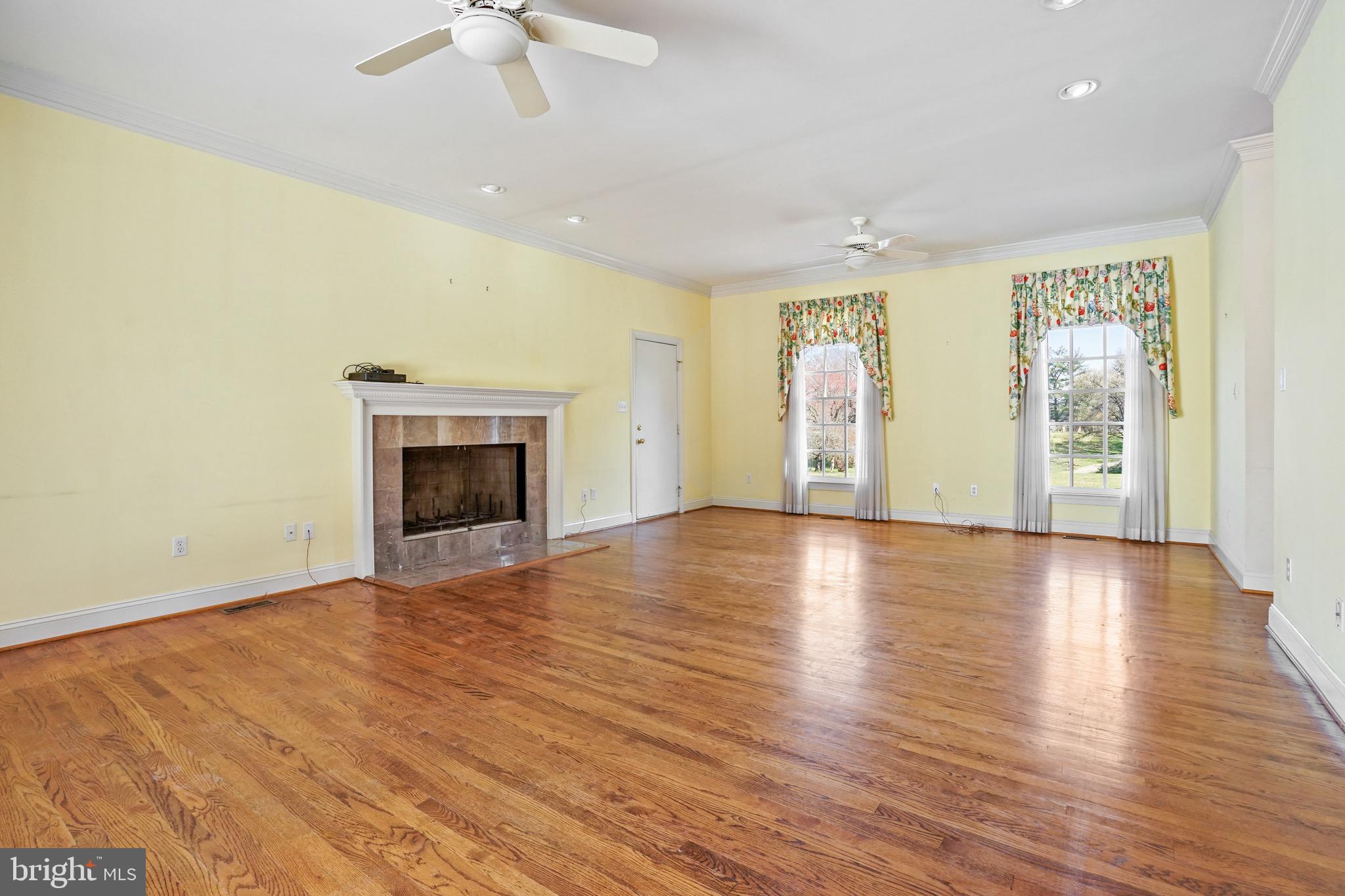 13422 Query Mill Rd