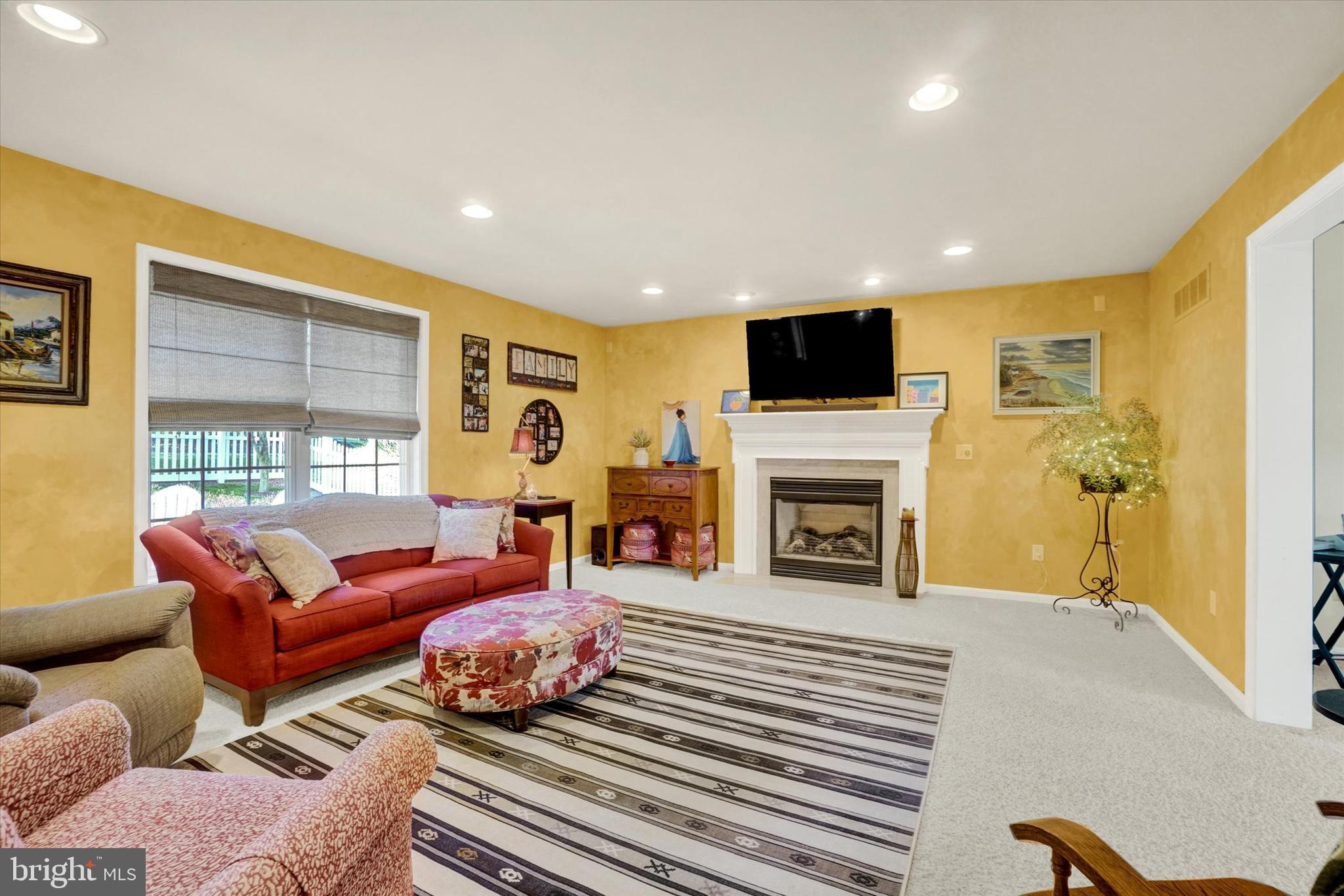 165 Locust Hill Rd