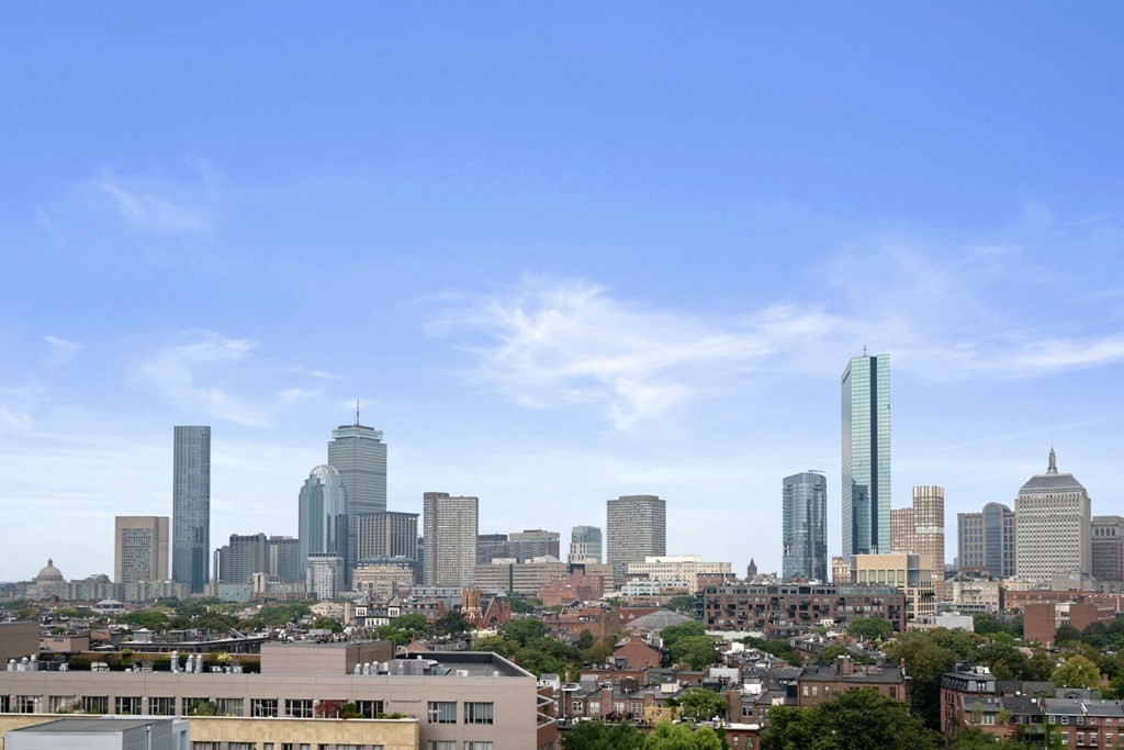 485 Harrison Ave Unit: PH609