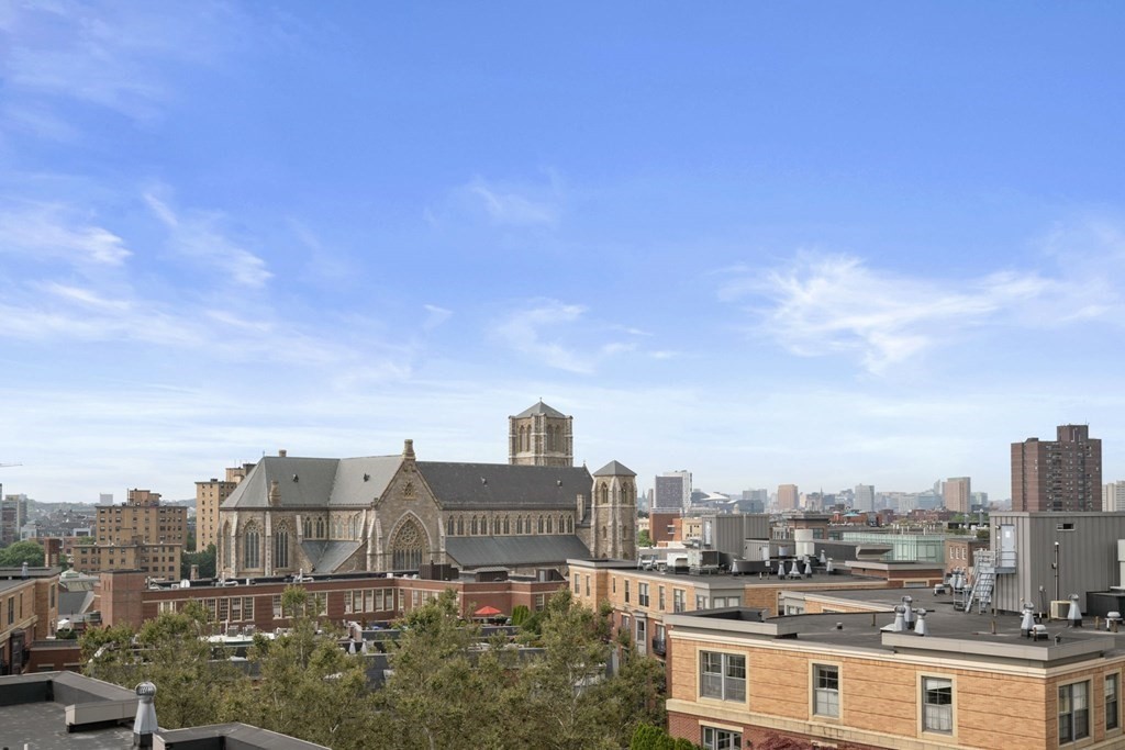 485 Harrison Ave Unit: PH609