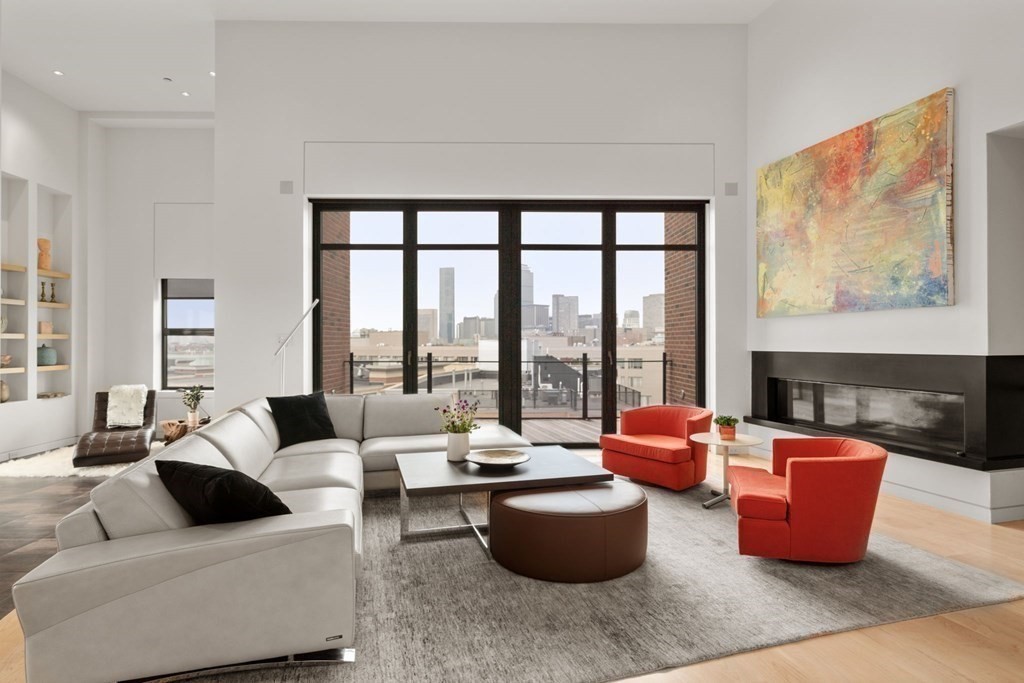 485 Harrison Ave Unit: PH609