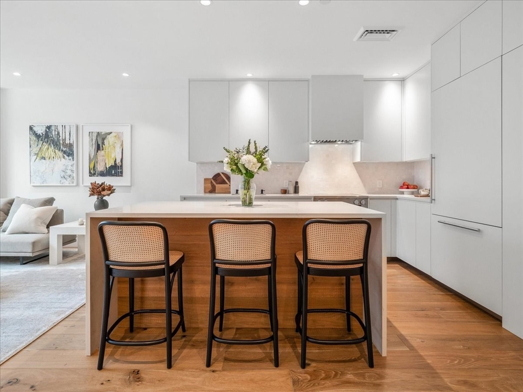 30 Union Park St # 402