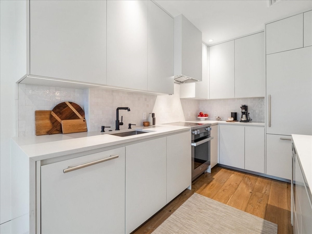 30 Union Park St # 402