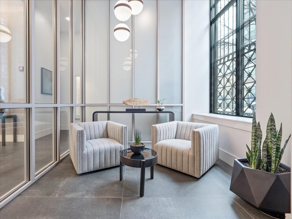 30 Union Park St # 402