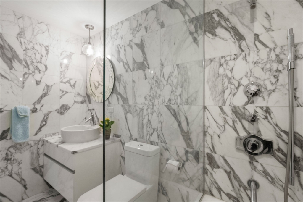 7 Warren Ave Unit: PH24