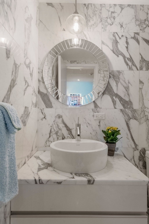 7 Warren Ave Unit: PH24