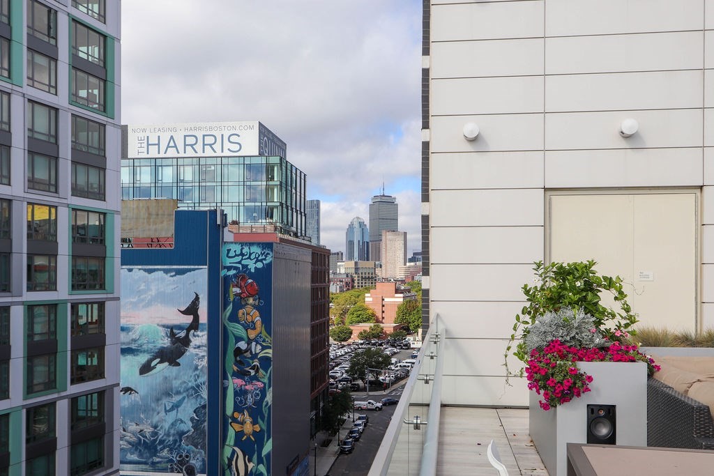 40 Traveler St # 115