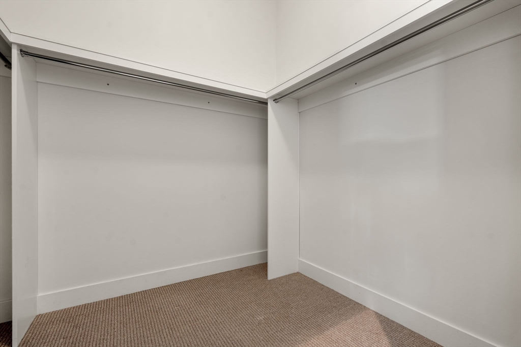 40 Traveler St # 115