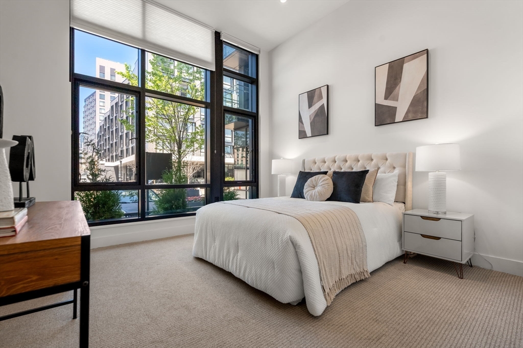 40 Traveler St # 115