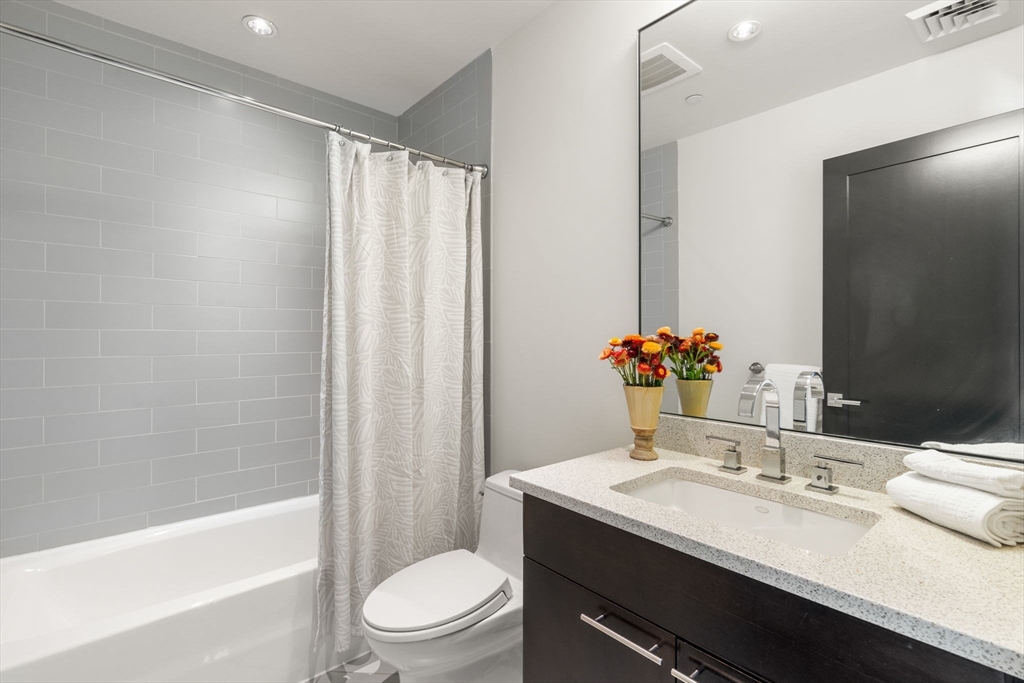 30 Union Park St # 403