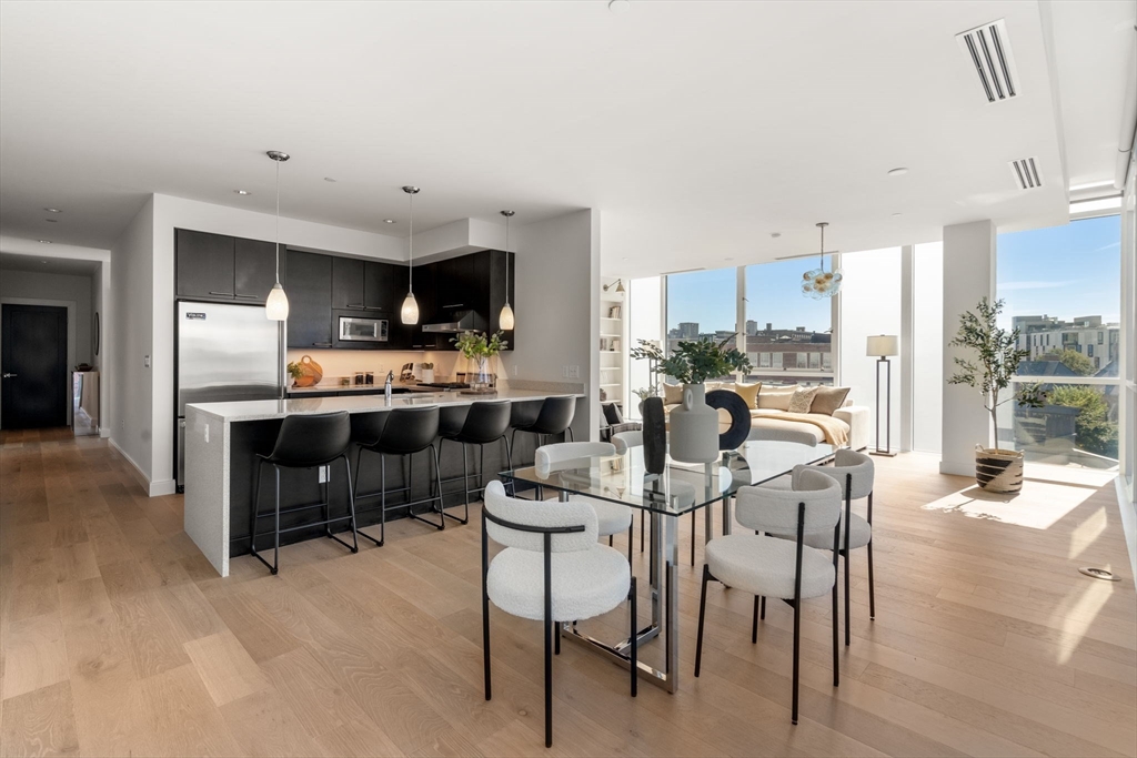 30 Union Park St # 403