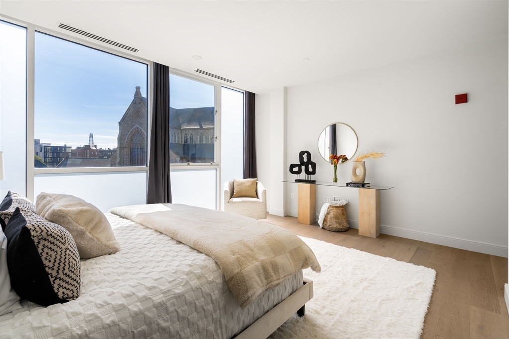 30 Union Park St # 403