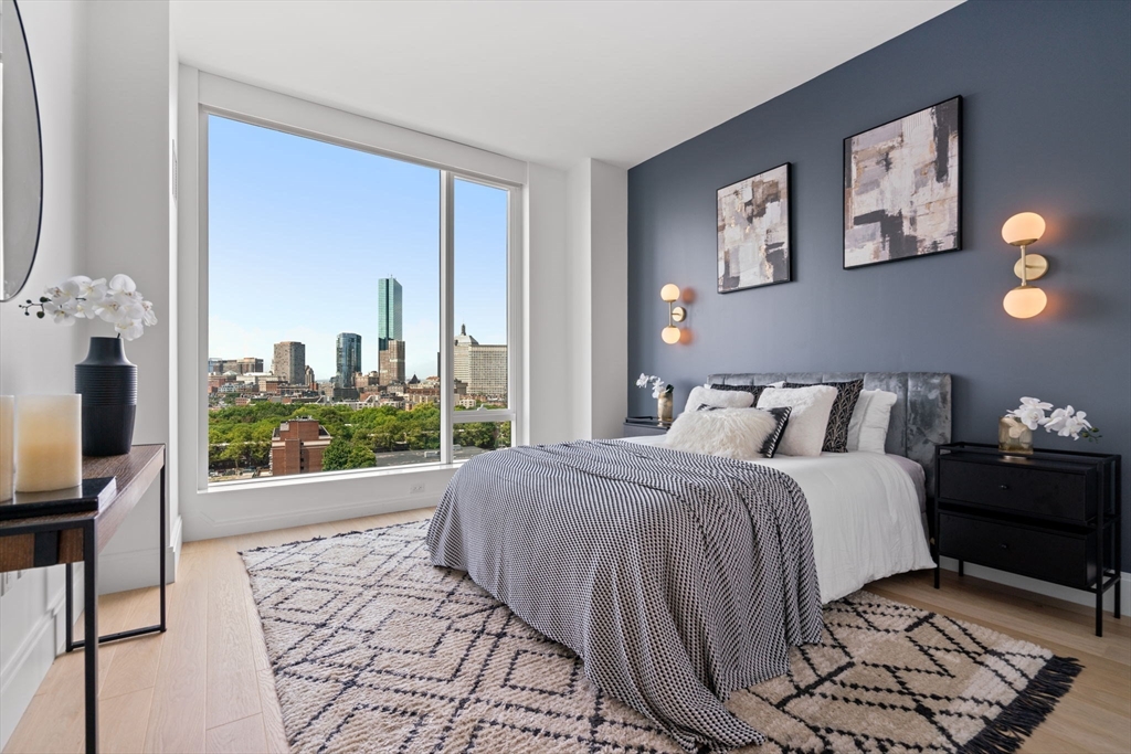 380 Harrison Ave Unit: PH1H