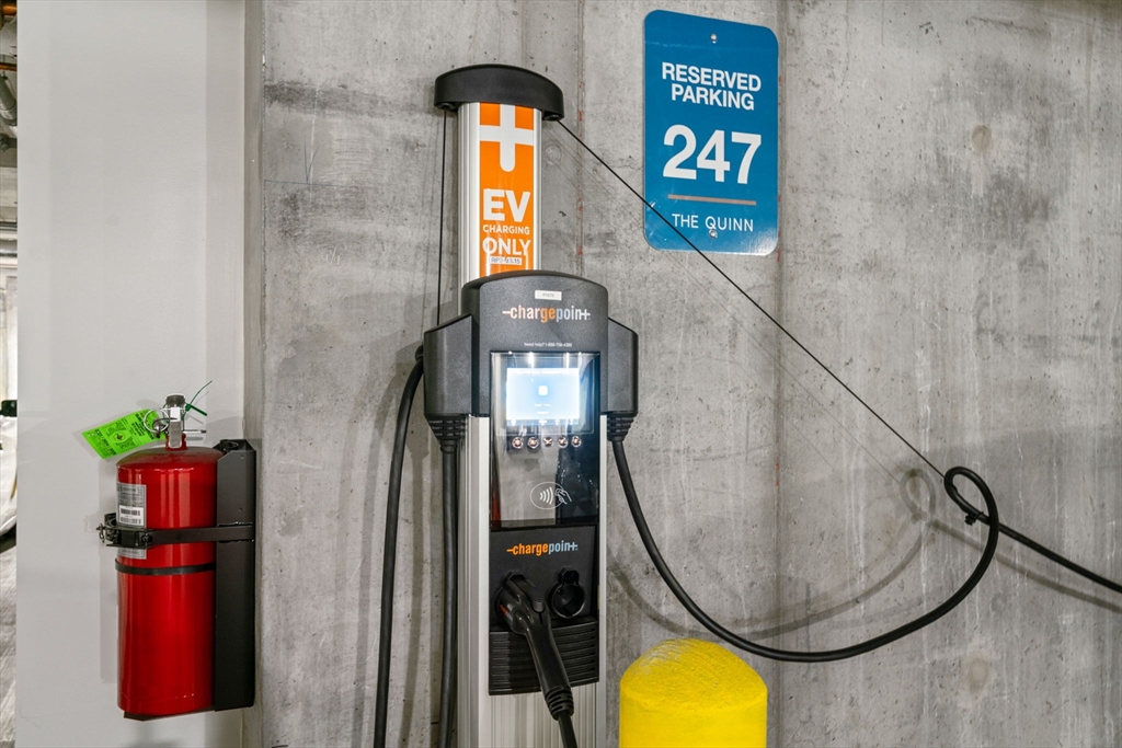 380 Harrison Ave Unit: PH1H