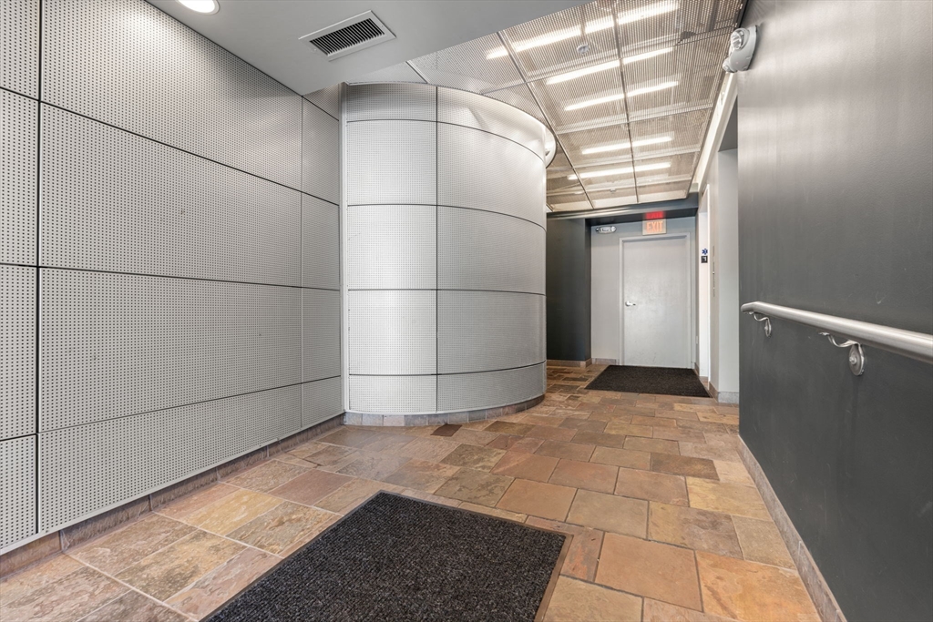 139 East Berkeley St # 301