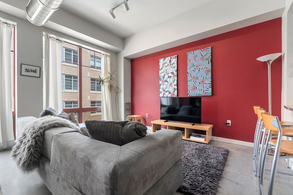 139 East Berkeley St # 301