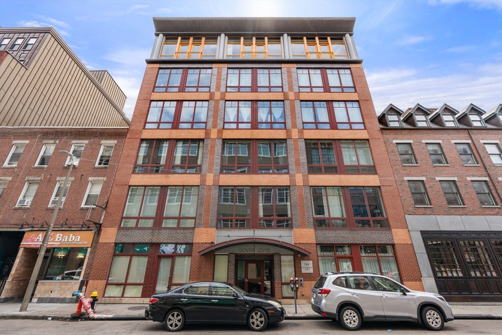 139 East Berkeley St # 301
