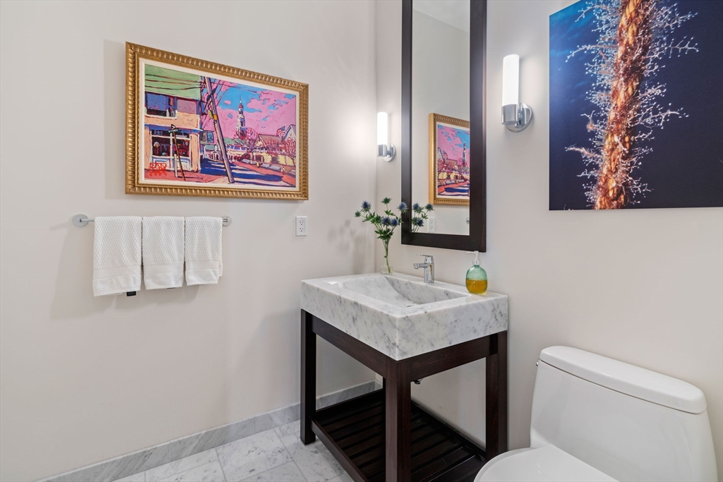 1 Franklin St # 4905