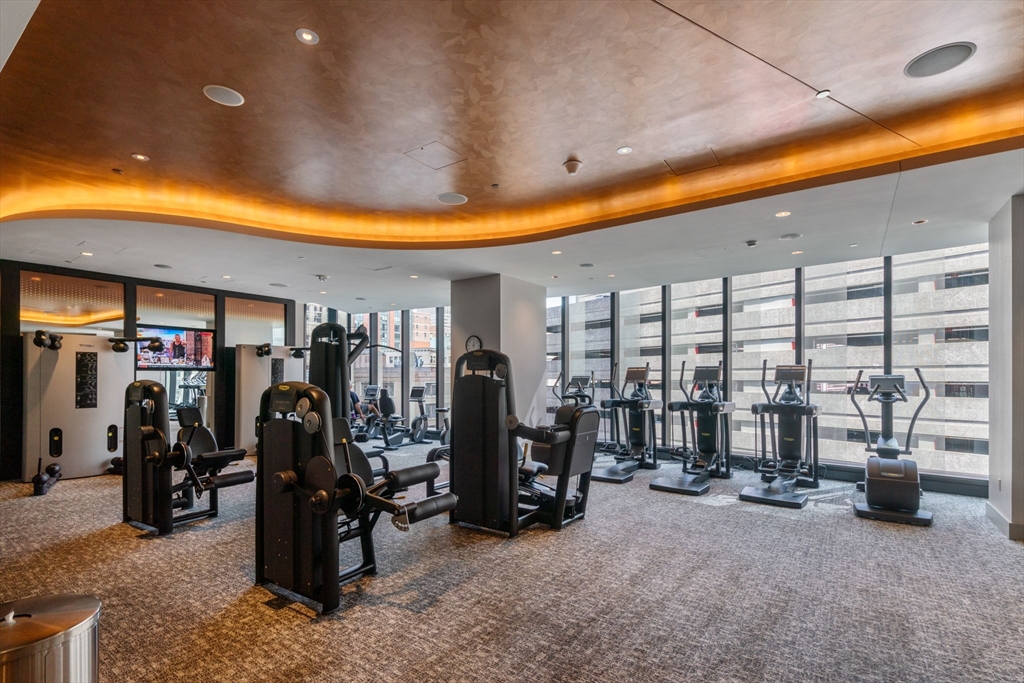 1 Franklin St # 4905