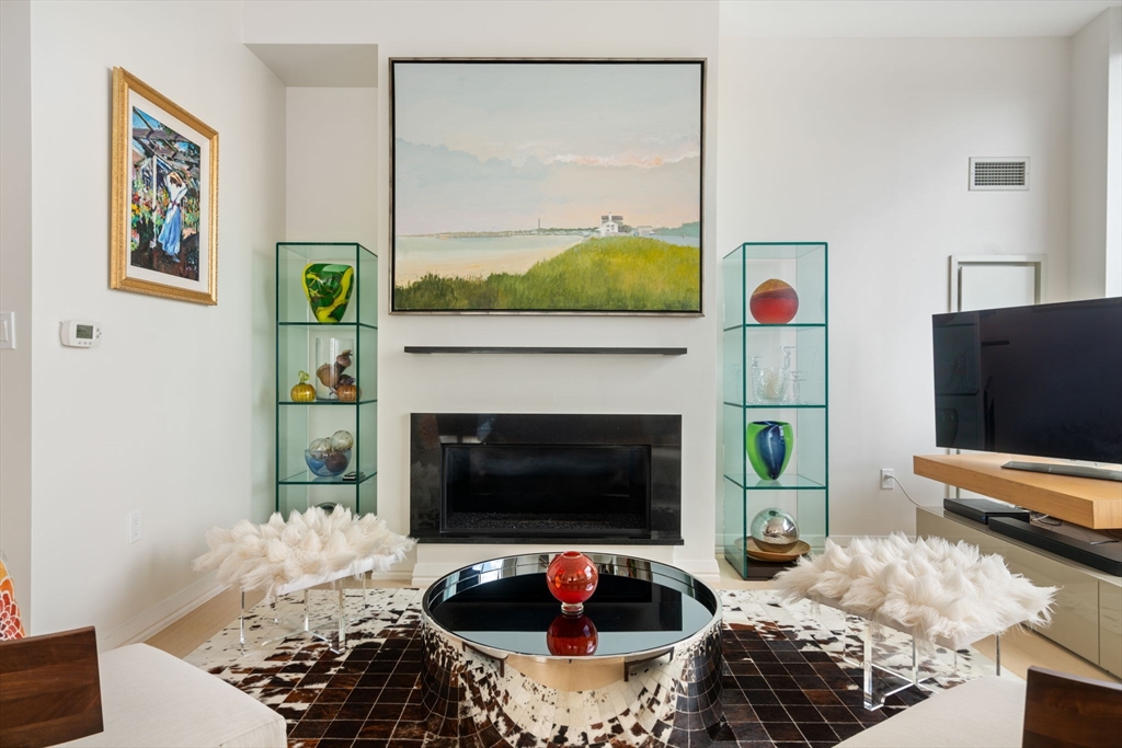 1 Franklin St # 4905