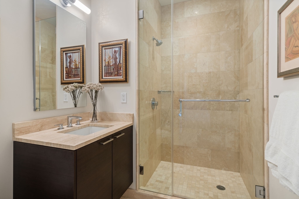 1 Franklin St # 4905