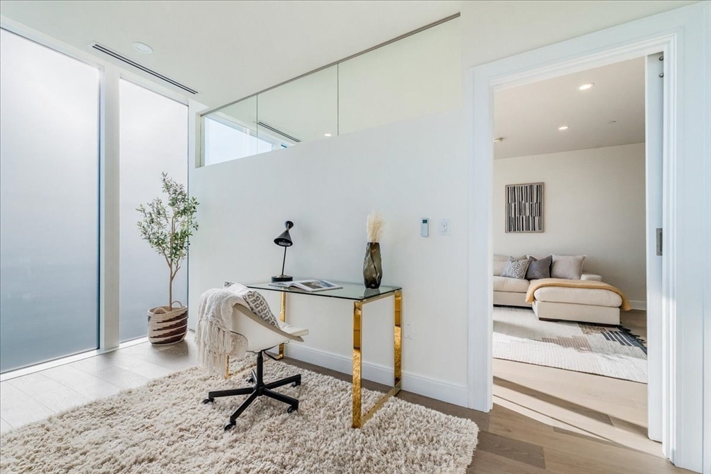 30 Union Park St # 404