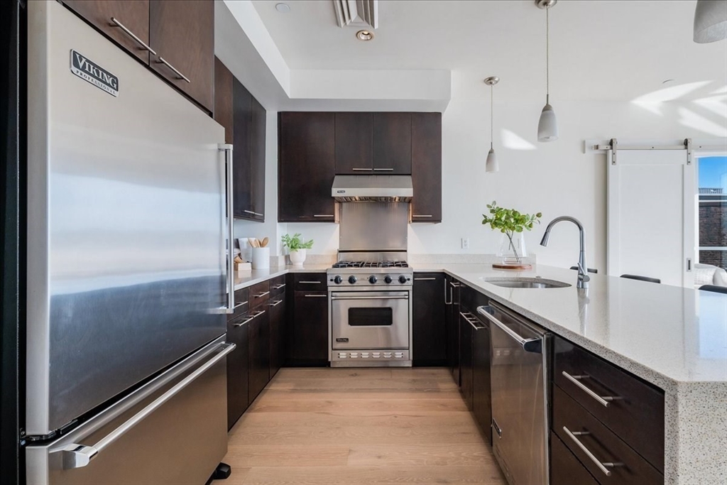 30 Union Park St # 404