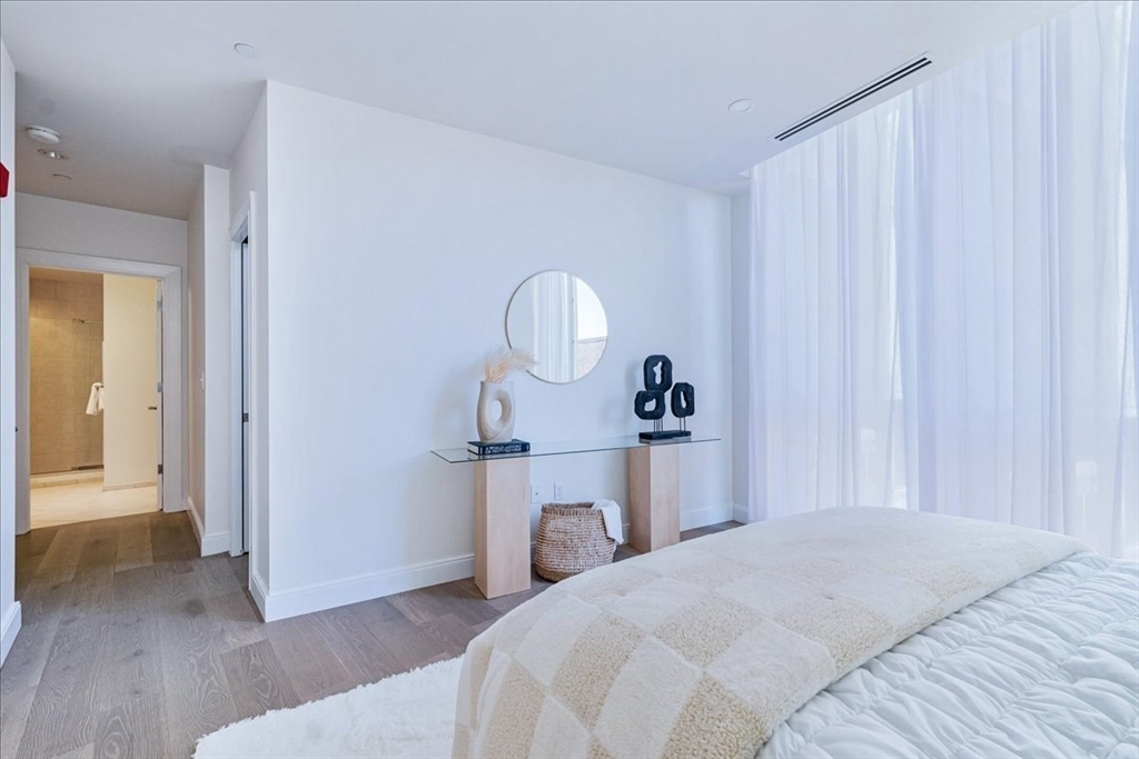 30 Union Park St # 404