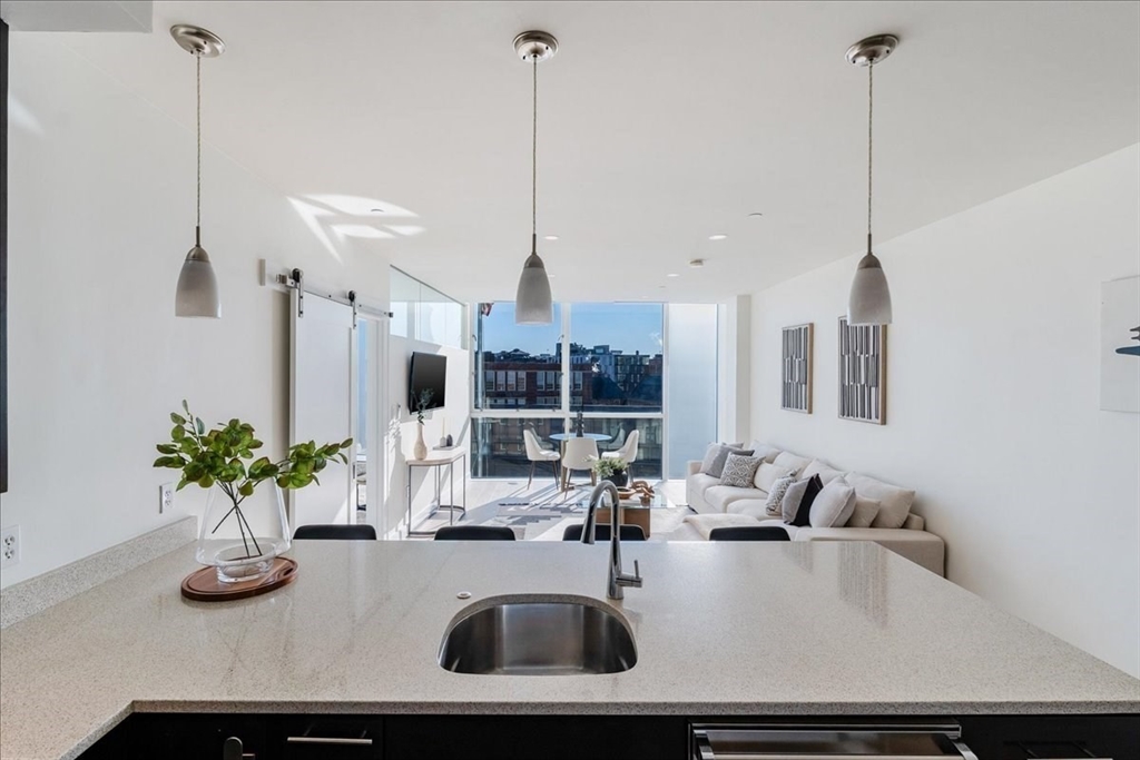 30 Union Park St # 404